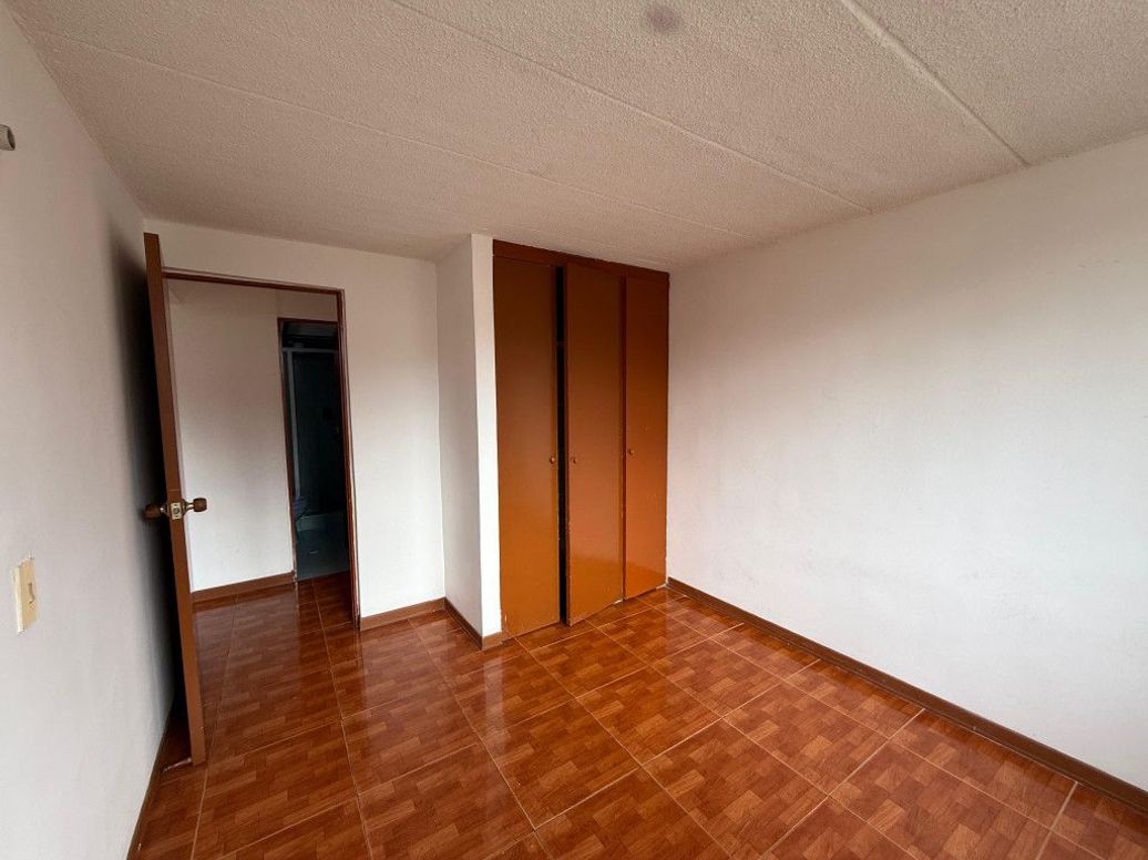 Apartamento de 3 alcobas en venta en Ub. Bosques, Bogotá, 82 m² · foto 11 de 15