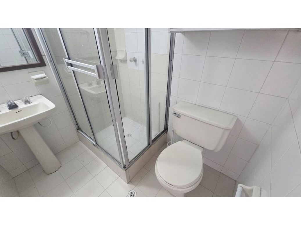 Apartaestudio en venta en Chapinero Alto, Bogotá, 35 m² · foto 6 de 9