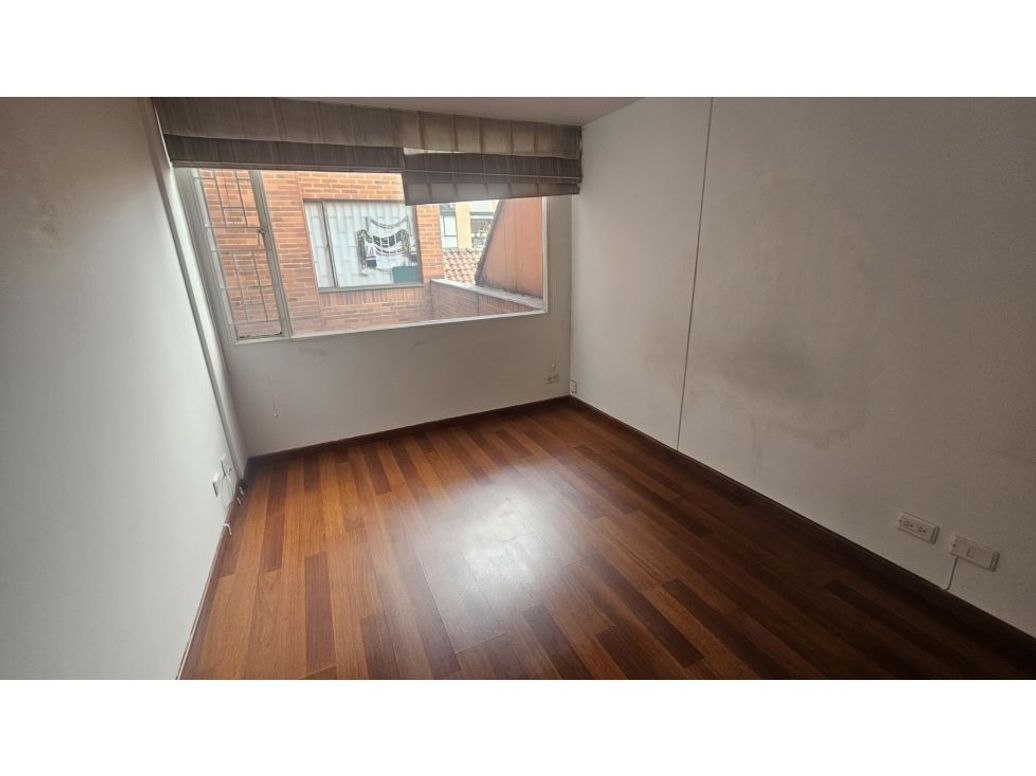 Apartaestudio en venta en Chapinero Alto, Bogotá, 35 m² · foto 5 de 9