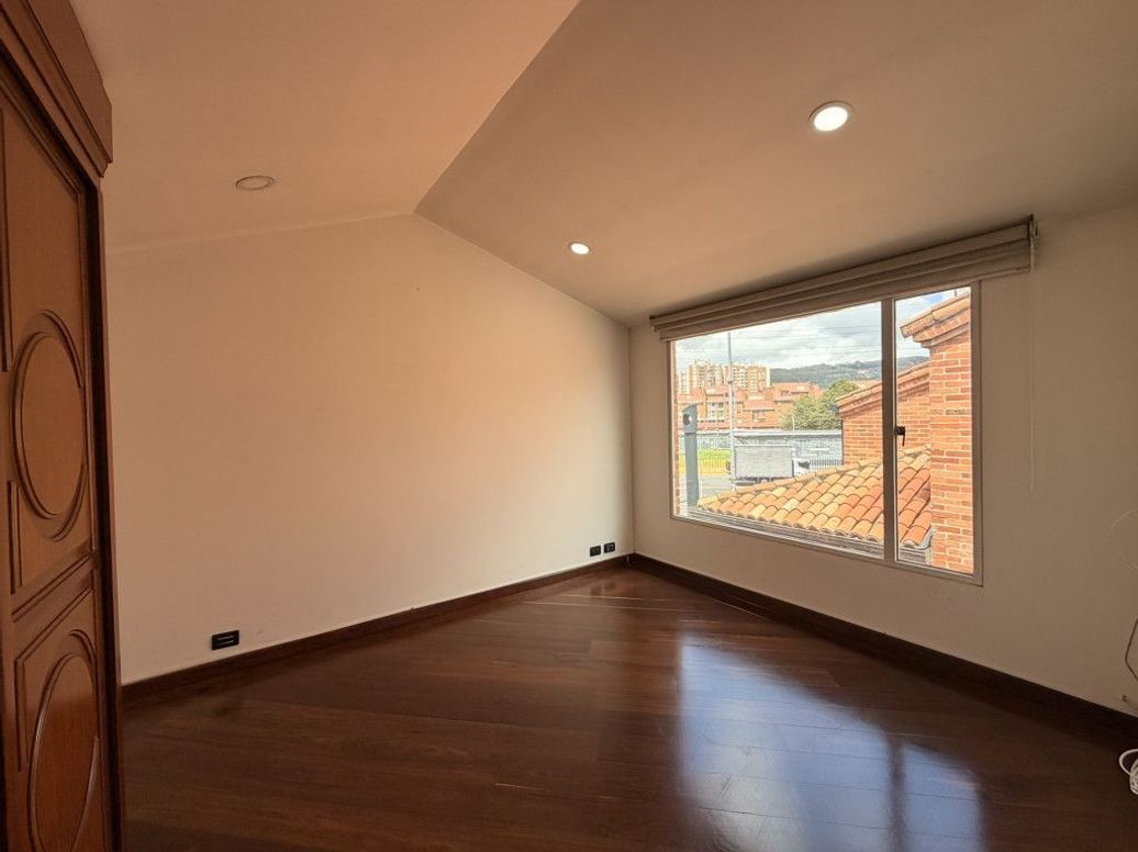 Casa de 3 alcobas en venta en Tejares Del Norte, Bogotá, 105 m² · foto 7 de 20