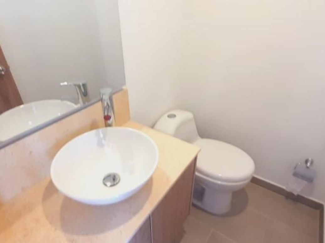 Apartaestudio en arriendo en Pardo Rubio, Bogotá, 39 m² · foto 8 de 15