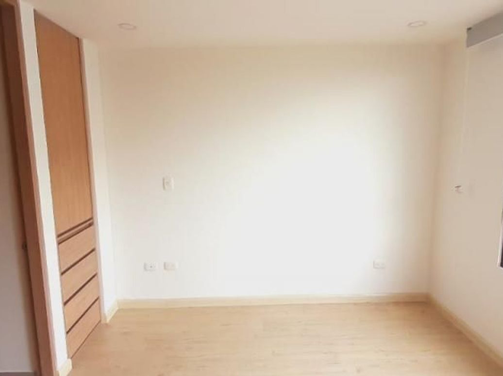 Apartaestudio en arriendo en Pardo Rubio, Bogotá, 39 m² · foto 11 de 15
