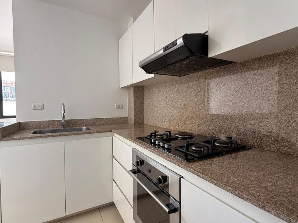 Apartamento de 2 alcobas en venta en San Patricio, Bogotá, 64 m² · foto 3 de 20