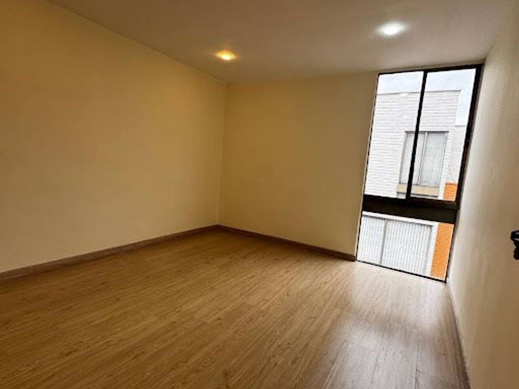 Apartamento de 3 alcobas en venta en Santa María Del Lago, Bogotá, 93 m² · foto 9 de 20