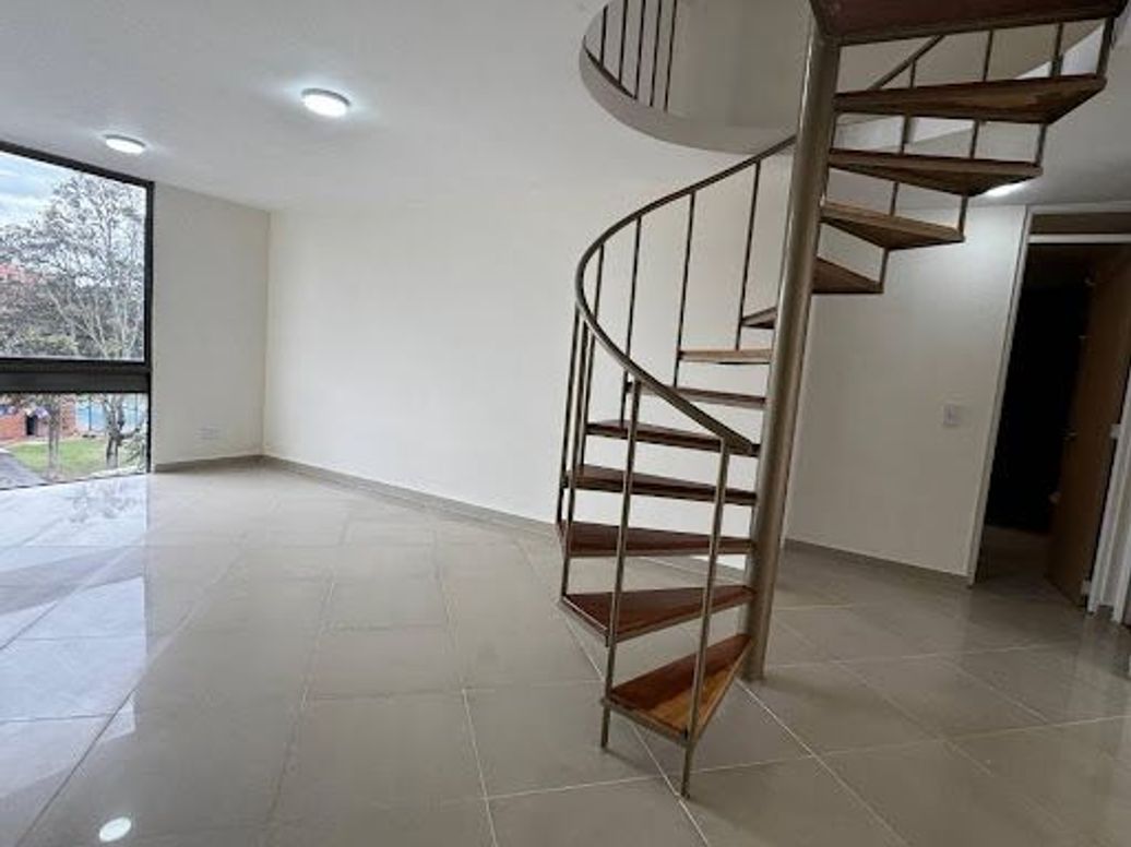 Apartamento de 3 alcobas en venta en Santa María Del Lago, Bogotá, 93 m² · foto 6 de 20
