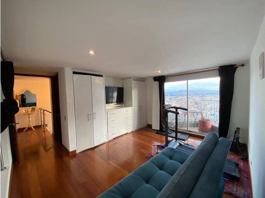 Apartamento de 3 alcobas en venta en Pontevedra, Bogotá, 163 m² · foto 19 de 20
