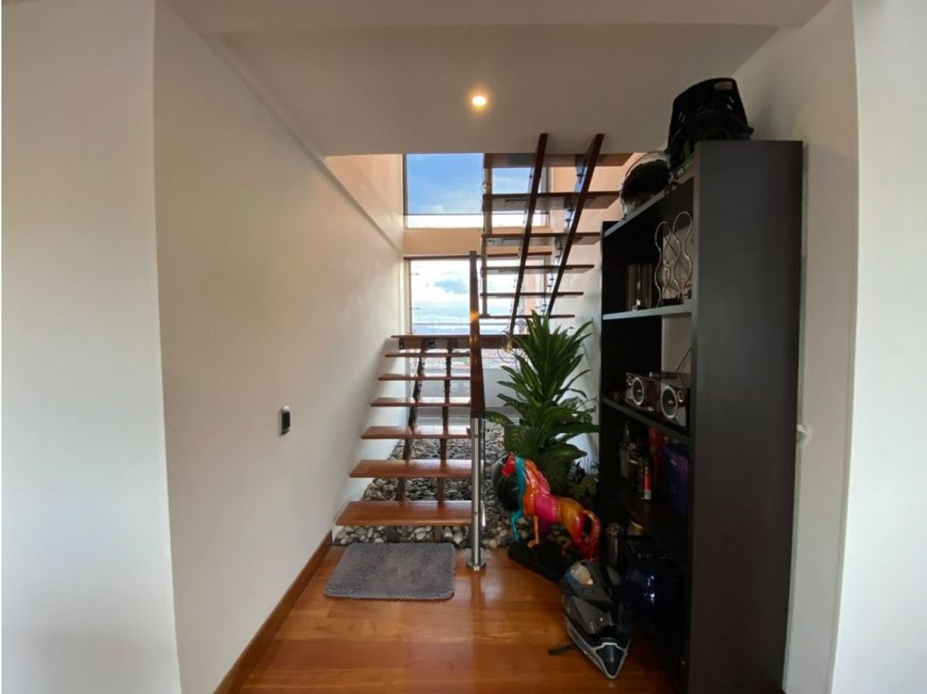 Apartamento de 3 alcobas en venta en Pontevedra, Bogotá, 163 m² · foto 11 de 20