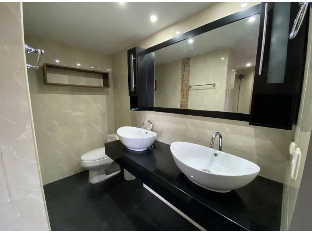Apartamento de 3 alcobas en venta en Pontevedra, Bogotá, 163 m² · foto 15 de 20