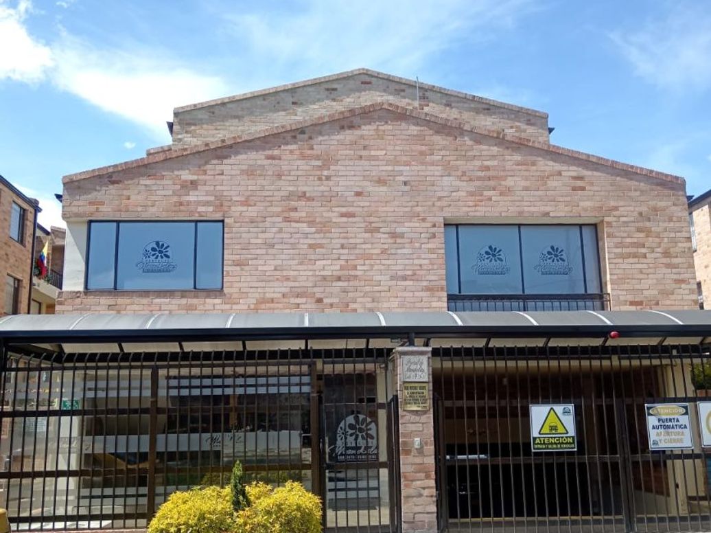 Casa de 3 alcobas en venta en Mandalay Et. Ii, Bogotá, 73 m² · foto 2 de 12