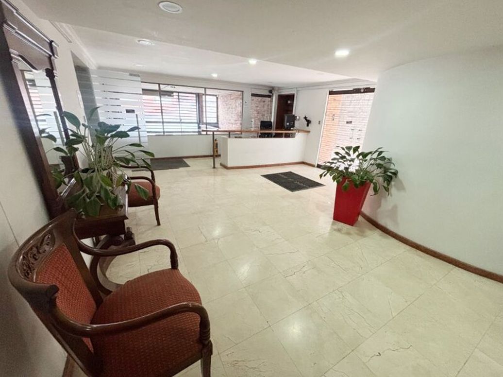 Apartamento de 3 alcobas en venta en Santa Bibiana, Bogotá, 220 m² · foto 15 de 17
