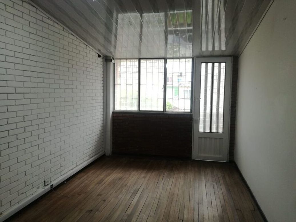 Casa de 6 alcobas en venta en La Serena, Bogotá, 120 m² · foto 9 de 20