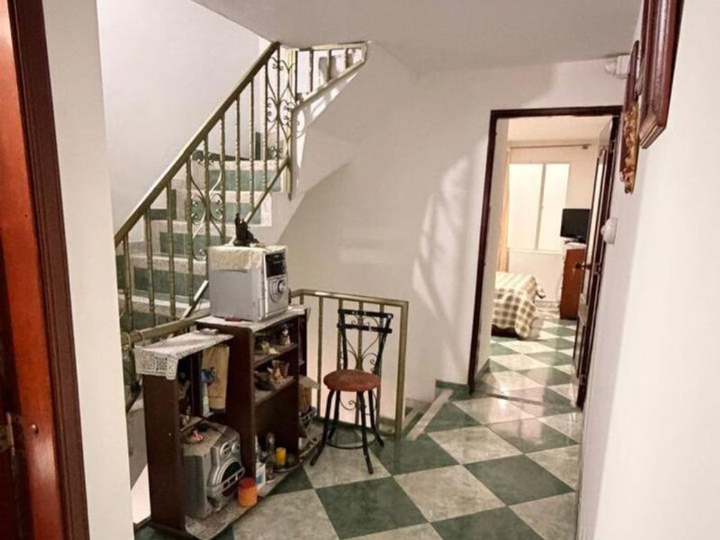 Casa de 3 alcobas en venta en Chico Sur, Bogotá, 92 m² · foto 8 de 18