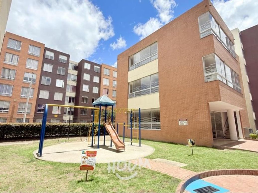 Apartamento de 3 alcobas en arriendo en Centro Engativa, Bogotá, 48 m² · foto 15 de 17