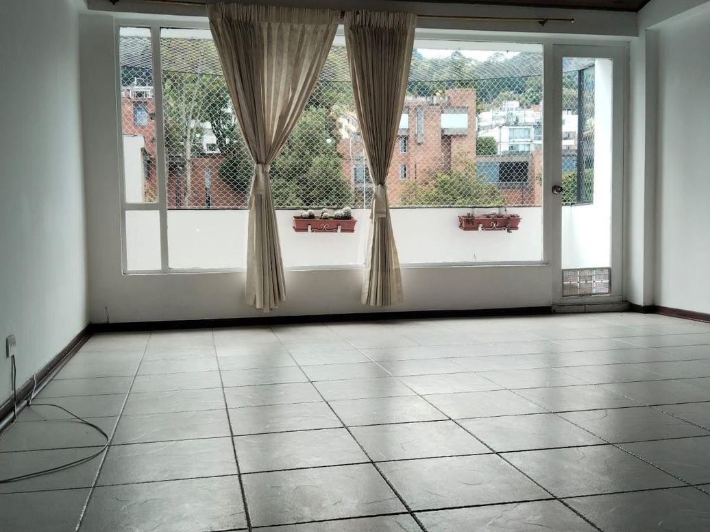 Apartamento de 3 alcobas en venta en Sucre, Bogotá, 85 m² · foto 3 de 20