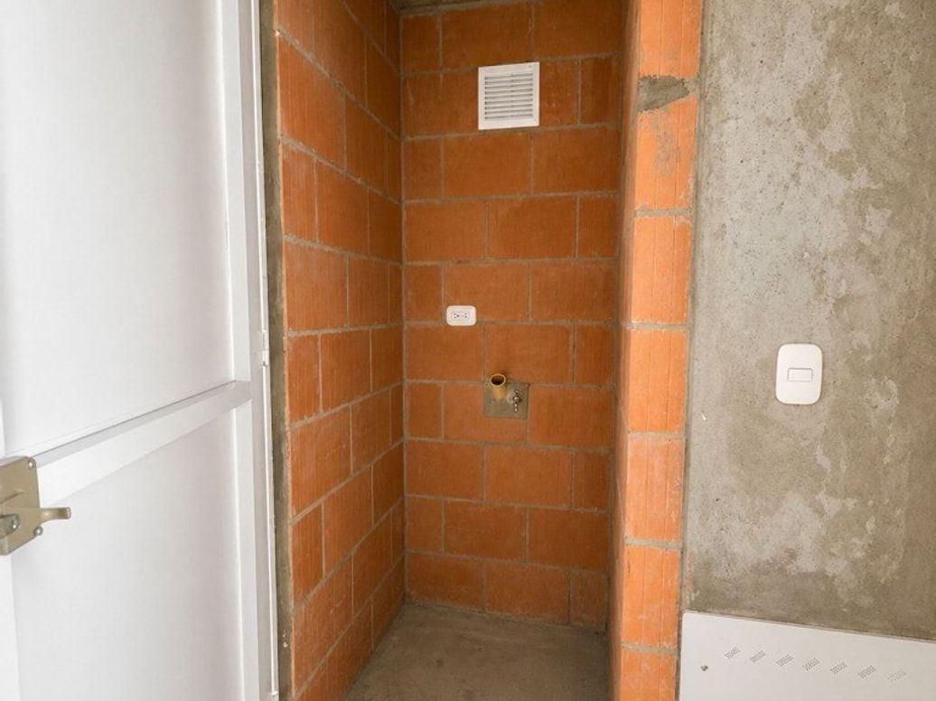 Apartamento de 1 alcoba en venta en Jorge Uribe Botero, Bogotá, 31 m² · foto 10 de 12