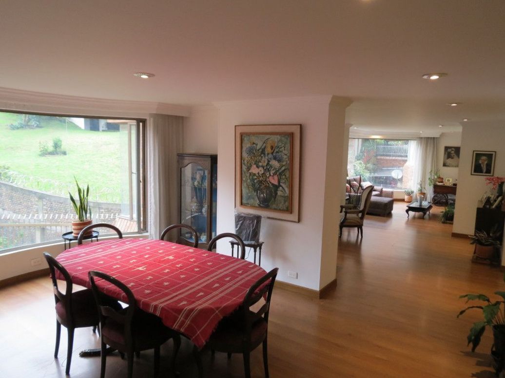 Apartamento de 3 alcobas en venta en Las Acacias, Bogotá, 250 m² · foto 13 de 16