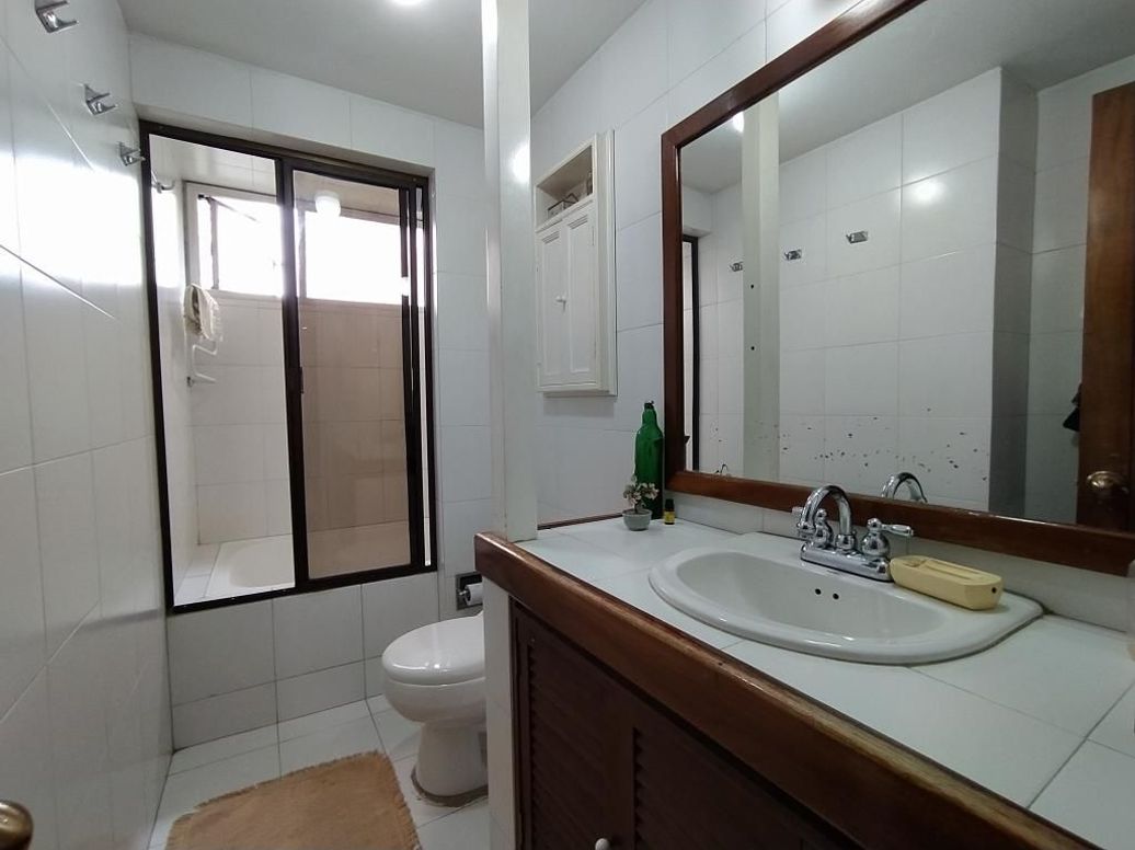 Apartamento de 3 alcobas en venta en Bellavista, Bogotá, 235 m² · foto 13 de 20