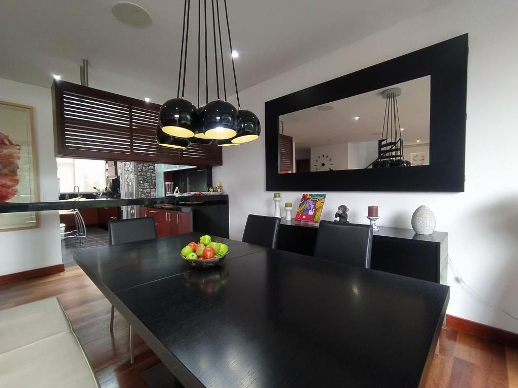 Apartamento de 3 alcobas en venta en Santa Bibiana, Bogotá, 320 m² · foto 3 de 20