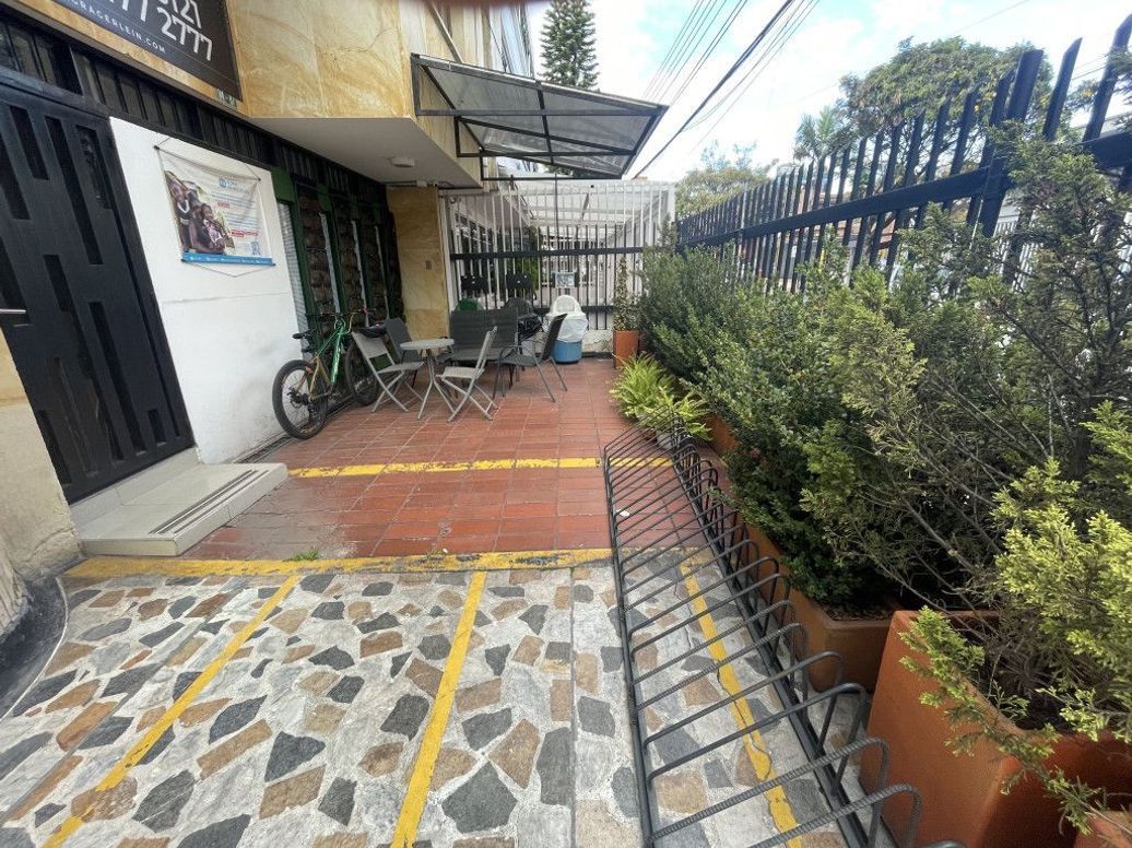 Casa de 4 alcobas en venta en Quinta Paredes, Bogotá, 344 m² · foto 4 de 20