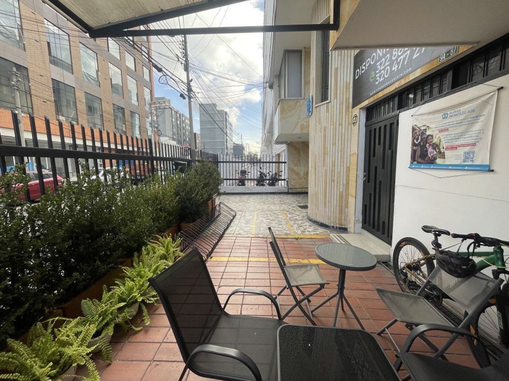 Casa de 4 alcobas en venta en Quinta Paredes, Bogotá, 344 m² · foto 3 de 20