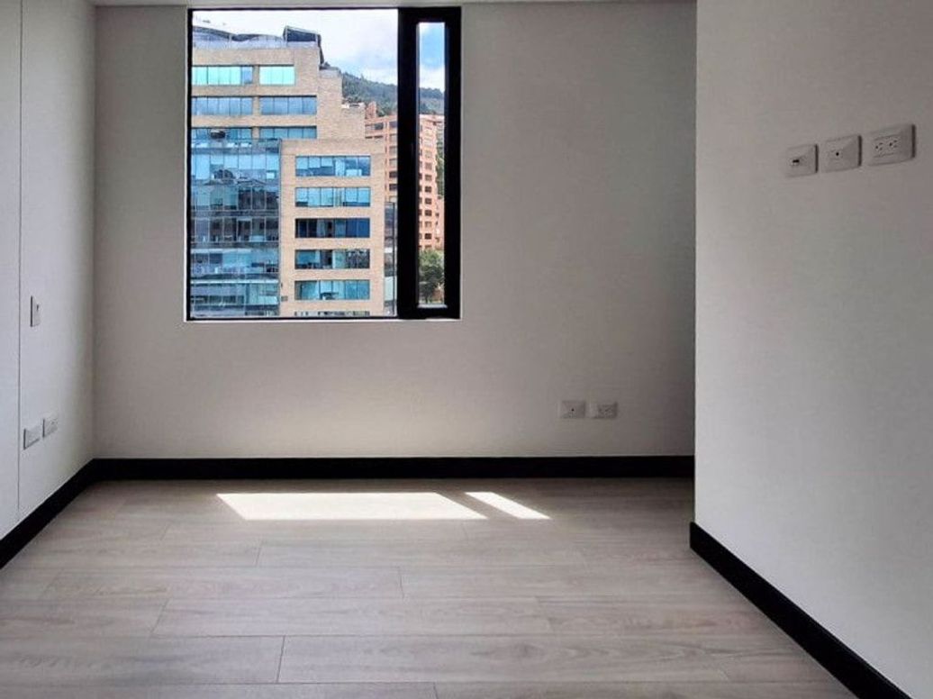Apartamento de 1 alcoba en venta en Santa Barbara Oriental, Bogotá, 38 m² · foto 7 de 10