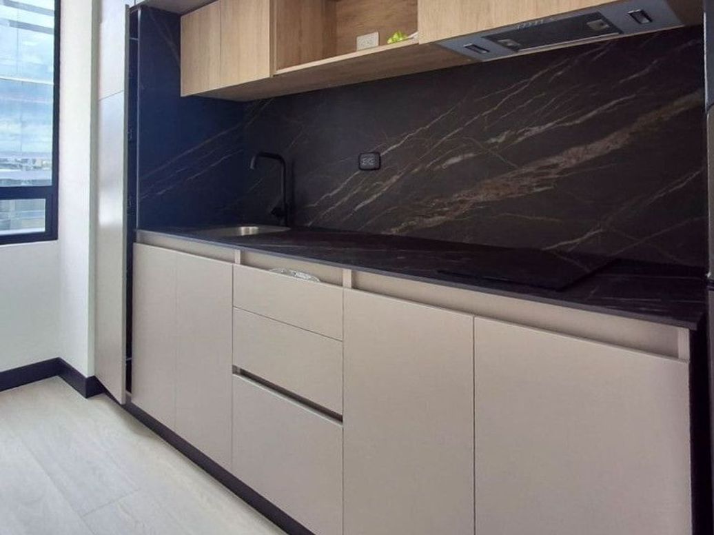 Apartamento de 1 alcoba en venta en Santa Barbara Oriental, Bogotá, 38 m² · foto 5 de 10