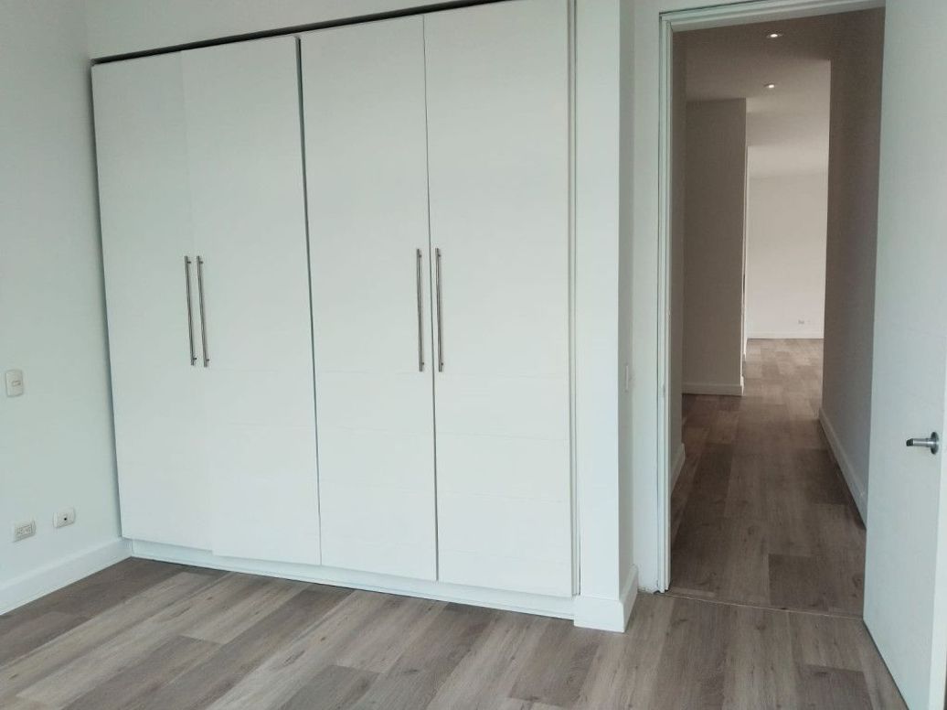 Apartamento de 2 alcobas en venta en Chico Norte Et. Iii, Bogotá, 134 m² · foto 15 de 20