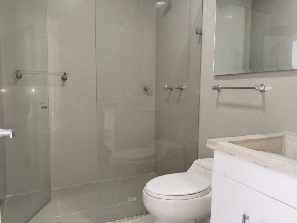 Apartamento de 2 alcobas en venta en Chico Norte Et. Iii, Bogotá, 134 m² · foto 16 de 20