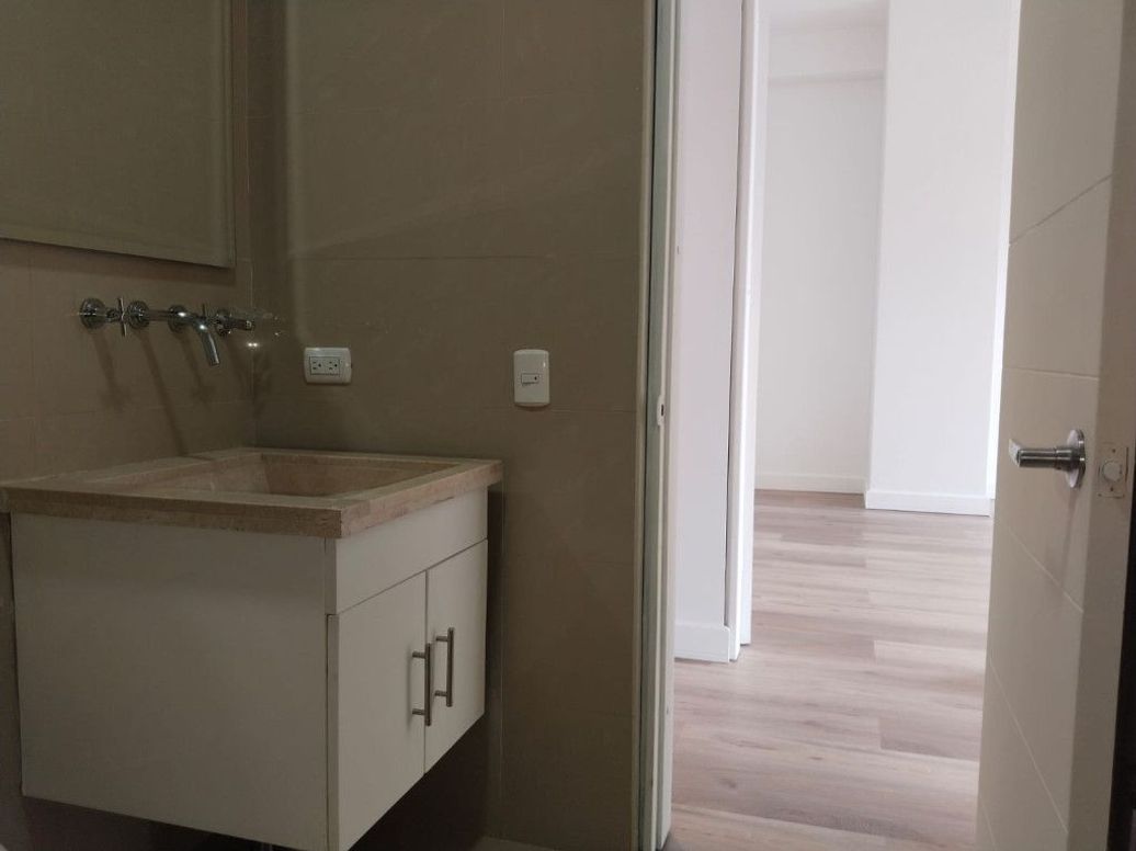 Apartamento de 2 alcobas en venta en Chico Norte Et. Iii, Bogotá, 134 m² · foto 13 de 20