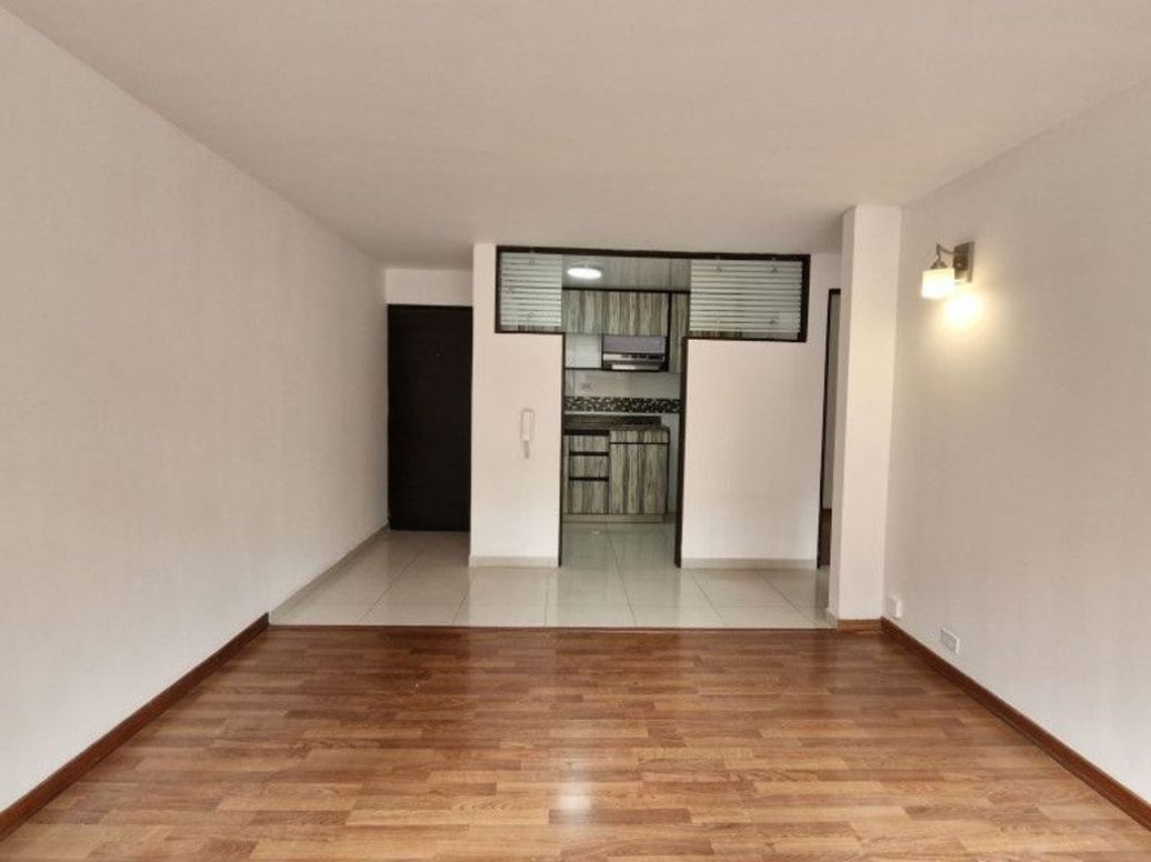Apartamento de 2 alcobas en venta en La Carolina, Bogotá, 41 m² · foto 3 de 20