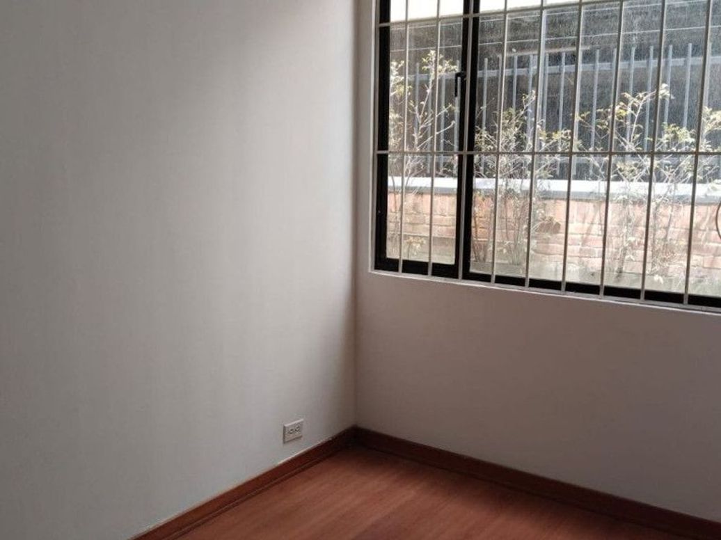 Apartamento de 2 alcobas en venta en La Carolina, Bogotá, 41 m² · foto 9 de 20