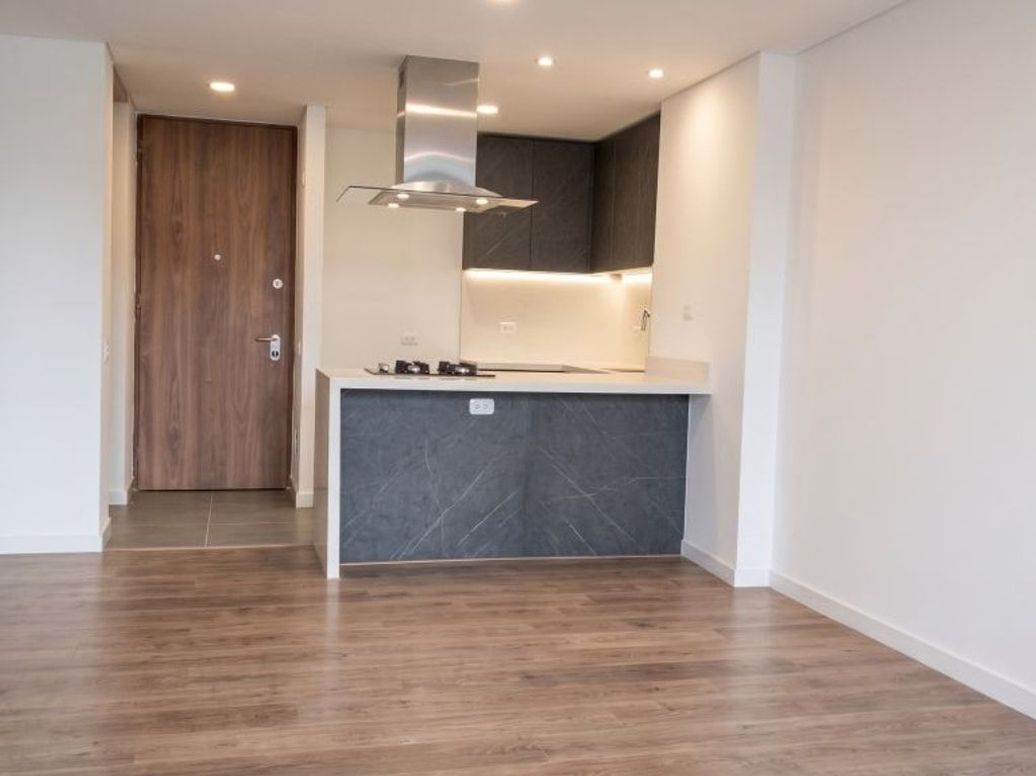 Apartamento de 3 alcobas en venta en San Jose De Usaquen, Bogotá, 80 m² · foto 2 de 20