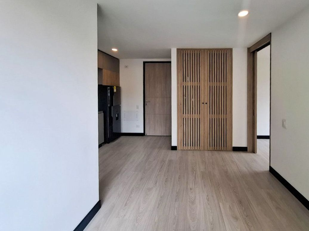 Apartamento de 1 alcoba en venta en Santa Barbara Oriental, Bogotá, 38 m² · foto 10 de 20