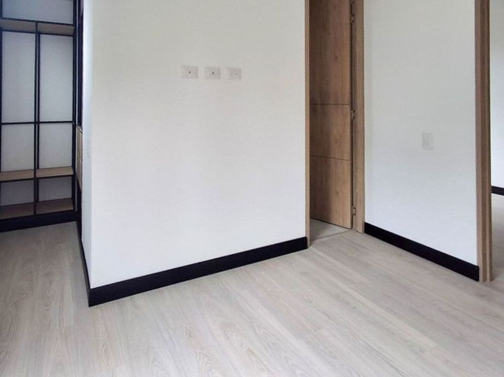 Apartamento de 1 alcoba en venta en Santa Barbara Oriental, Bogotá, 38 m² · foto 11 de 20