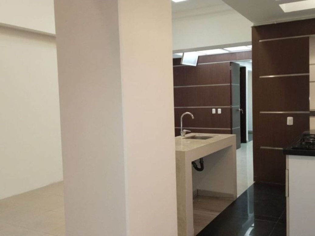 Apartamento de 1 alcoba en venta en Santa Rosa, Bogotá, 53 m² · foto 12 de 20