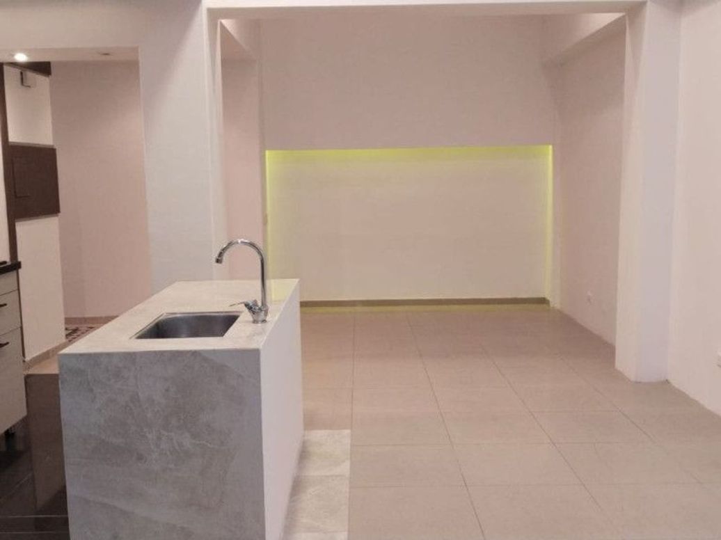 Apartamento de 1 alcoba en venta en Santa Rosa, Bogotá, 53 m² · foto 3 de 20