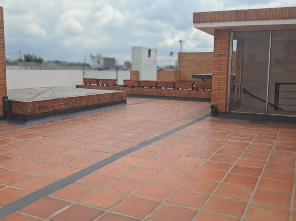 Apartamento de 3 alcobas en venta en Molinos Norte, Bogotá, 385 m² · foto 19 de 20