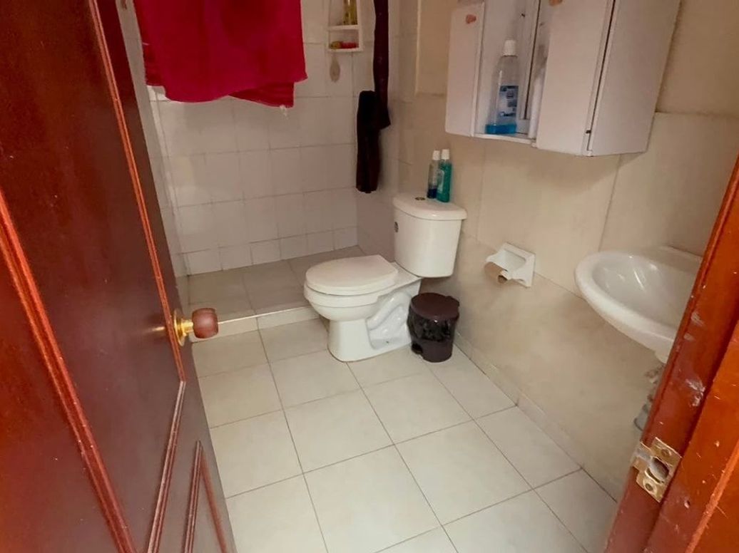 Casa de 5 alcobas en venta en Villa Beatriz, Bogotá, 240 m² · foto 11 de 16