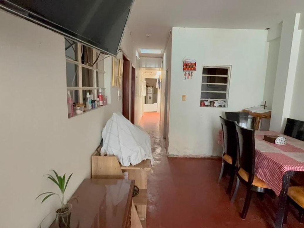 Casa de 5 alcobas en venta en Villa Beatriz, Bogotá, 240 m² · foto 3 de 16