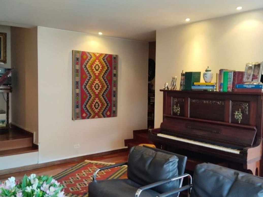 Apartamento de 3 alcobas en venta en El Nogal, Bogotá, 133 m² · foto 2 de 20