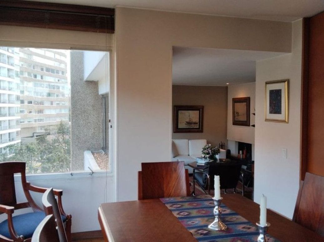 Apartamento de 3 alcobas en venta en El Nogal, Bogotá, 133 m² · foto 3 de 20