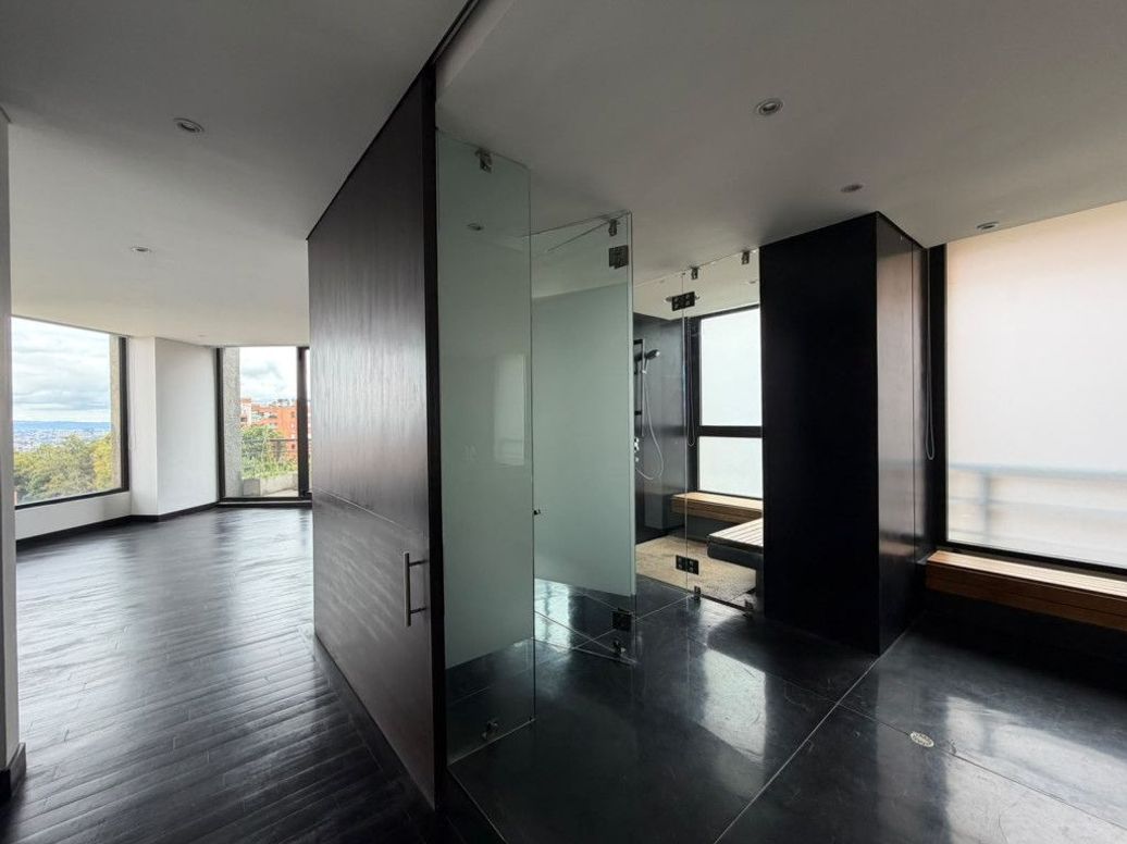 Apartamento de 3 alcobas en venta en Bellavista, Bogotá, 348 m² · foto 17 de 20