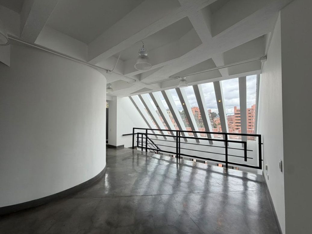 Apartamento de 3 alcobas en venta en Bellavista, Bogotá, 348 m² · foto 11 de 20