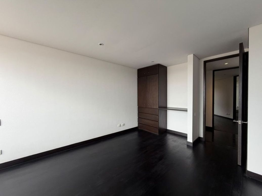 Apartamento de 3 alcobas en venta en Bellavista, Bogotá, 348 m² · foto 15 de 20