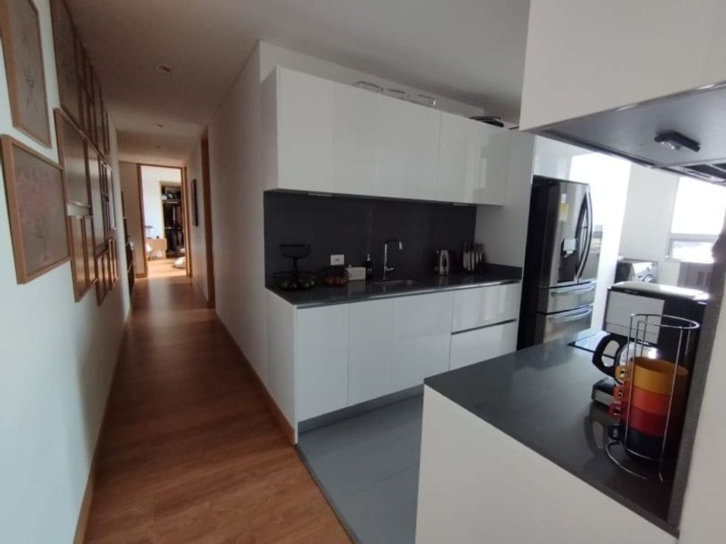 Apartamento de 3 alcobas en venta en Barrancas, Bogotá, 143 m² · foto 14 de 20