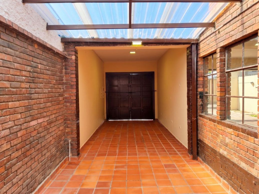 Casa de 5 alcobas en venta en Banco Central, Bogotá, 170 m² · foto 6 de 20