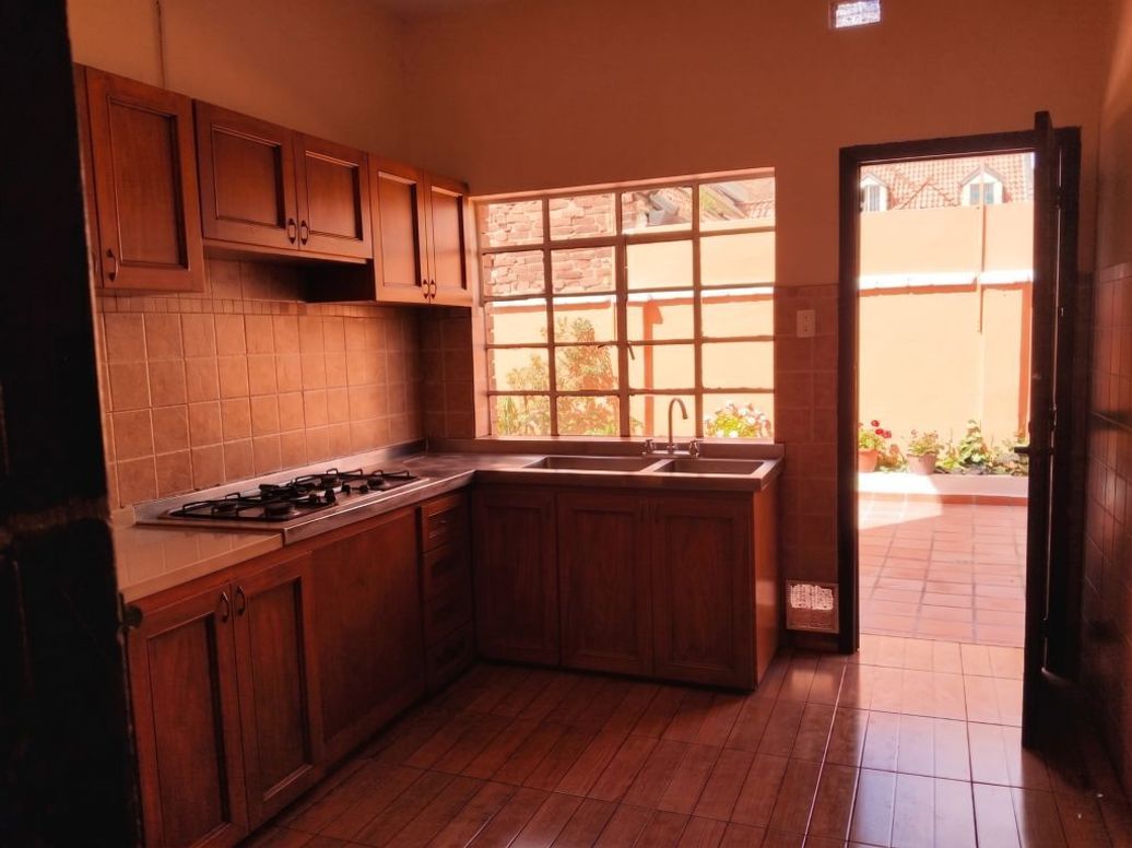 Casa de 5 alcobas en venta en Banco Central, Bogotá, 170 m² · foto 5 de 20