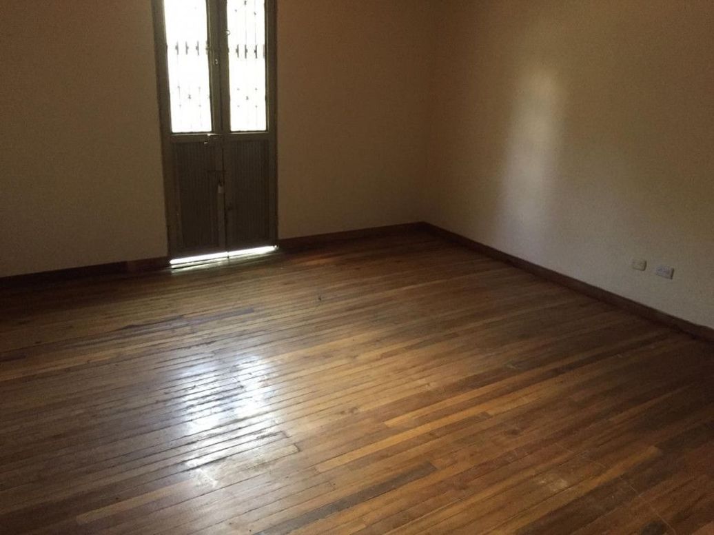 Casa de 9 alcobas en venta en Santa Teresita, Bogotá, 500 m² · foto 5 de 20