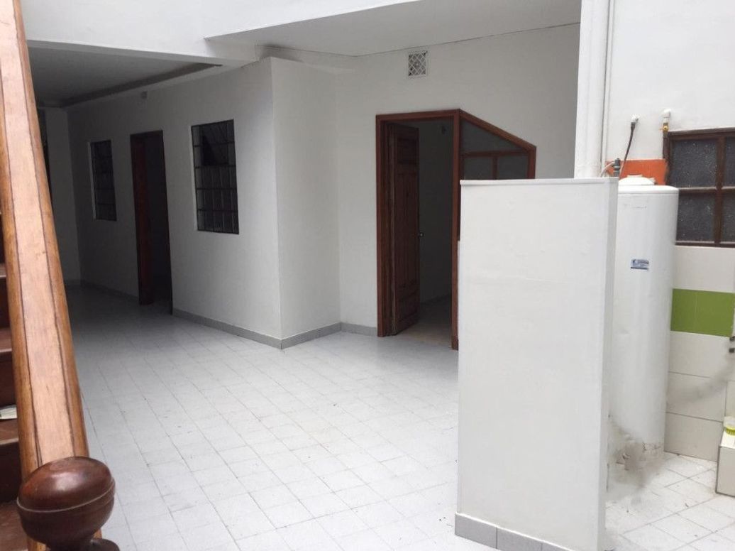 Casa de 9 alcobas en venta en Santa Teresita, Bogotá, 500 m² · foto 4 de 20