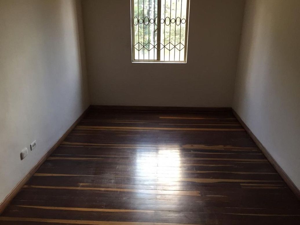 Casa de 9 alcobas en venta en Santa Teresita, Bogotá, 500 m² · foto 3 de 20